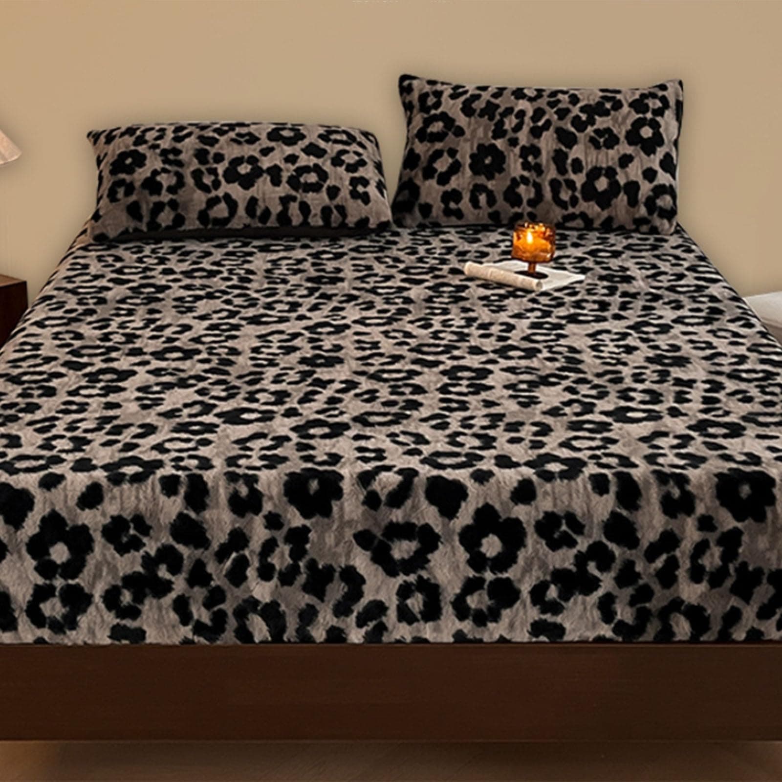 Premium Kaninchenfell Spannbettlaken-Set mit Leopardenmuster, 150×200 cm – 1 Spannbettlaken + 2 Kissenbezüge